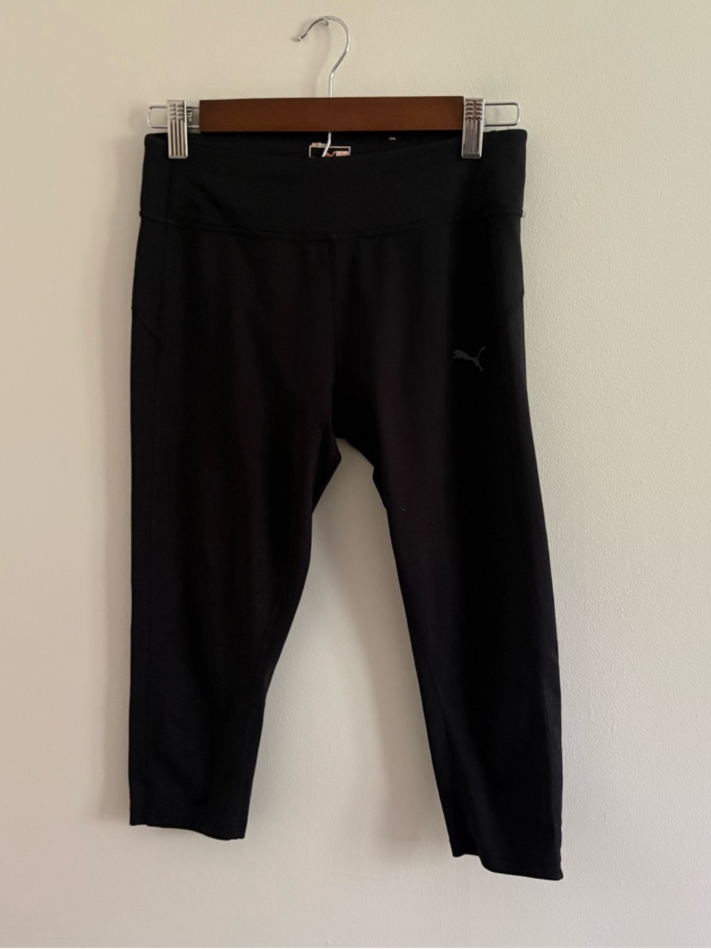 Puma Sport Women’s Small Black Capri Workout Runnings Leggings Gym